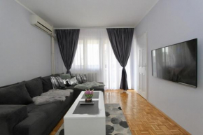 Cezar Apartment